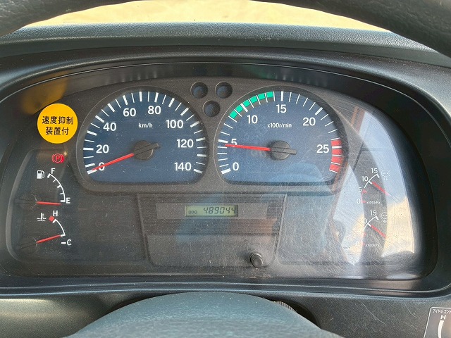 2102 KL-CG55K  車検付 令和8年8月迄 H16 日産ディーゼル UDトラックス ビッグサム セーフティローダー 8×4 4軸低床2デフ リーフサスペンション 花見台 ウインチ ラジコン 400馬力 RH8 V8型 生エンジン 7速 MT マニュアル 10t 25t 大型 セルフ 重機運搬車 回送車（41枚目）