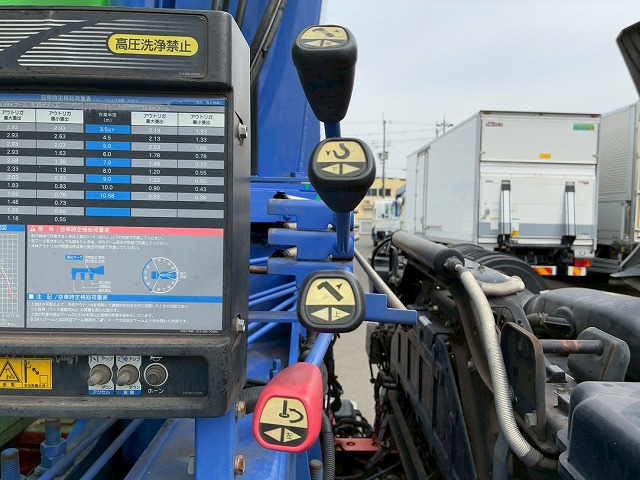 K-2128 QPG-CD5ZA  車検付 令和8年11月迄 H27 UDトラックス クオン 4段クレーン ラジコン フックイン TADANO タダノ 永久磁石式リターダ 7速 MT マニュアル 10t 25t 大型 ユニック車 カーゴクレーン（42枚目）