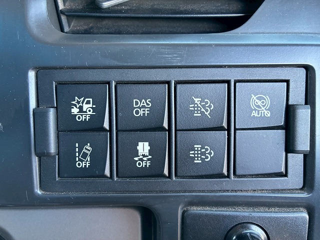 2122 2PG-CG5CA  H29 UDトラックス クオン アルミウイング ハイルーフ 8×4 4軸低床2デフ 後輪エアサス 日本トレクス エスコットⅥ AT 390馬力 10t 25t 大型 バン 箱車（42枚目）