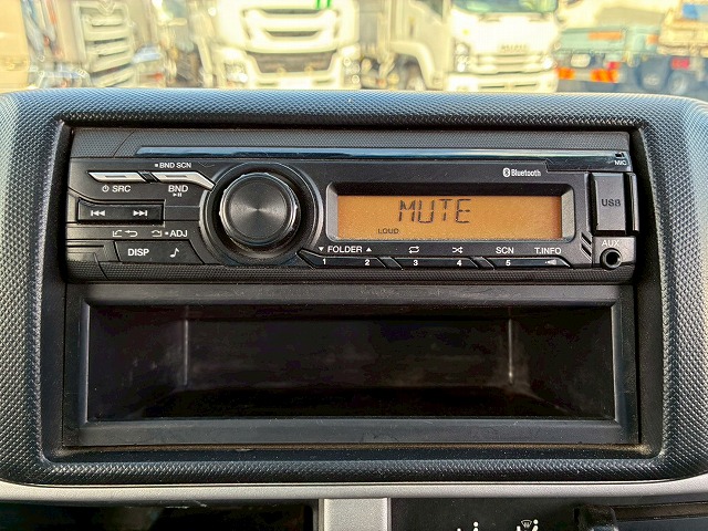 K-2103 2RG-XZU600T 保証対象車両 車検付 令和8年8月迄 R5 日野 デュトロ ダンプ ワンオーナー 4ナンバー 極東開発工業 全低床 フルフラットロー 150馬力 6速 MT マニュアル 5トン限定・準中型免許 2t 5t 小型 土砂ダンプ(44枚目)