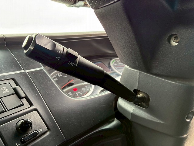 2099 2PG-CW5AL  ★車検付！令和9年2月迄★ワンオーナー！★ ◆6×4！3軸2デフ◆永久磁石式リターダ！◆  ◎カスタム仕様！◎新明和製・額縁アオリ！◎　成約！島根県（42枚目）