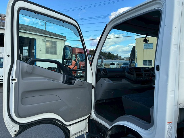 2088 2RG-XZU710M  保証対象車両 車検付 令和8年8月迄 R1 日野 デュトロ 平ボディ ワンオーナー ワイド ロング 2トン積載 6速 MT マニュアル 2t 5t 小型 キャブオーバー（44枚目）