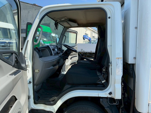 2167 TPG-FBA50 H29 キャンター 冷蔵冷凍車 -30℃低温設定 標準幅 ショート 10尺ボディ 左サイド扉 5トン限定・準中型免許 5速 MT マニュアル 2t 5t 小型 冷凍バン 箱車（43枚目）