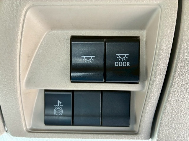 K-2111 2DG-SS1EKGG  検切れナンバー付き H30 日野 プロフィア トラクターヘッド ワンオーナー ハイルーフ 6×4 3軸2デフ 後輪エアサス 永久磁石式リターダ 450馬力 7速MT マニュアル 10t 53t 大型 牽引 2デフヘッド ダブルデフ（44枚目）