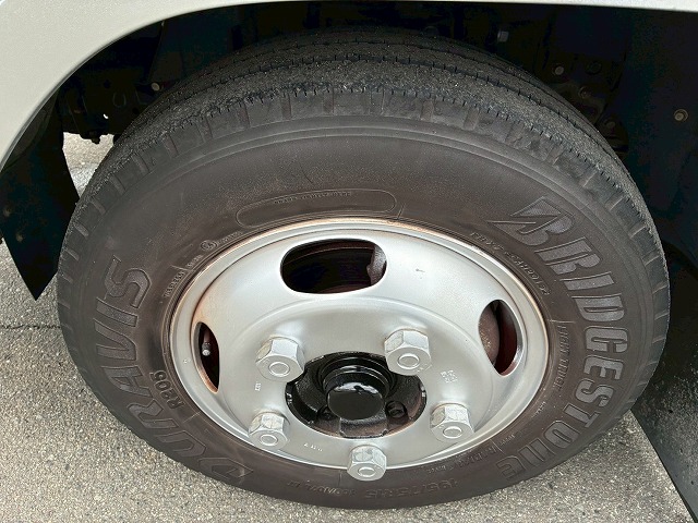 2070 TKG-FBA20  保証対象車両 車検付 令和8年4月迄 H28 三菱ふそう キャンター ダブルキャブ Wキャブ 4ナンバー 乗車定員 6人 リアヒーター 2トン積載 5トン限定 準中型免許 デュオニック AT オートマ 2t 5t 小型 平ボディ（45枚目）