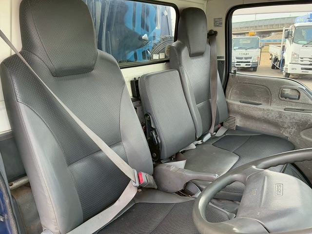 K-2136 BKG-NKR85AN 保証対象車両 H23 いすゞ エルフ 圧縮式塵芥車 標準幅 ショート 新明和工業 プレス式 押し出し排出 連続作動車 スイッチ 汚水タンク 2t 6.5t 小型 特装車 清掃車(46枚目)