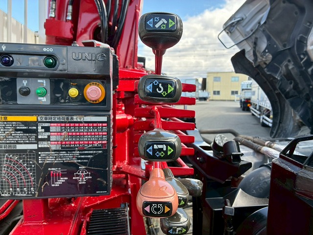 K-2117 2KG-FE2ABA  保証対象車両 H30 日野 増トンレンジャー 4段クレーン ワンオーナー フルキャブ/ベッド付き 古河ユニック UNIC 2.93t ラジコン フックイン 角足アウトリガー ジャッキ 240馬力 6速 MT マニュアル 7t 8t 14t 中型 大型 カーゴクレーン（46枚目）