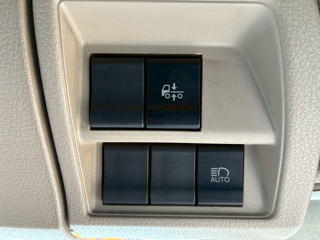 K-2111 2DG-SS1EKGG  検切れナンバー付き H30 日野 プロフィア トラクターヘッド ワンオーナー ハイルーフ 6×4 3軸2デフ 後輪エアサス 永久磁石式リターダ 450馬力 7速MT マニュアル 10t 53t 大型 牽引 2デフヘッド ダブルデフ（45枚目）