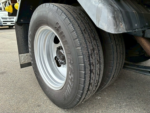 2070 TKG-FBA20  保証対象車両 車検付 令和8年4月迄 H28 三菱ふそう キャンター ダブルキャブ Wキャブ 4ナンバー 乗車定員 6人 リアヒーター 2トン積載 5トン限定 準中型免許 デュオニック AT オートマ 2t 5t 小型 平ボディ（46枚目）