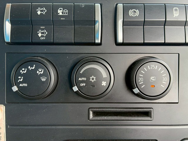 K-2140 2PG-FS74HZ H30 三菱ふそう スーパーグレート アルミウイング ワンオーナー 8×4 4軸低床2デフ 後輪エアサス パブコ エアロパーツ エアロ仕様 13.8トン積載 394馬力 シフトパイロット AT 10t 25t 大型 パネルウイング（46枚目）