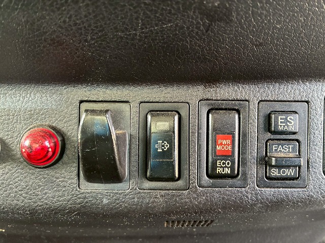 2146 TKG-FD7JKAG  H24 日野 レンジャー 冷蔵冷凍車 フルキャブ/ベッド付き 後輪エアサス 東芝 TOSHIBAキャリア -30℃低温設定 スタンバイ装置 キーストンフロア ジョロダーレール 6速 MT マニュアル 4t 8t 中型 冷凍バン チルド（45枚目）