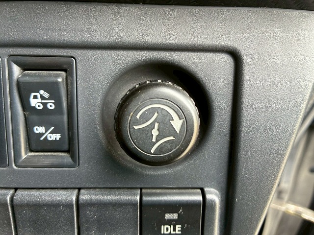 K-2160 2DG-FS1AGA  車検付 令和9年3月迄 R2 日野 プロフィア ダンプ ワンオーナー 6×4 3軸2デフ 永久磁石式リターダ 新明和工業 380馬力 7速 MT マニュアル 10t 20t 大型 土砂ダンプ（48枚目）