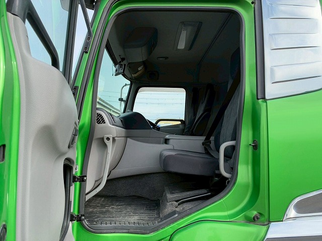 K-2128 QPG-CD5ZA  車検付 令和8年11月迄 H27 UDトラックス クオン 4段クレーン ラジコン フックイン TADANO タダノ 永久磁石式リターダ 7速 MT マニュアル 10t 25t 大型 ユニック車 カーゴクレーン（48枚目）