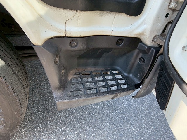 2167 TPG-FBA50 H29 キャンター 冷蔵冷凍車 -30℃低温設定 標準幅 ショート 10尺ボディ 左サイド扉 5トン限定・準中型免許 5速 MT マニュアル 2t 5t 小型 冷凍バン 箱車（47枚目）