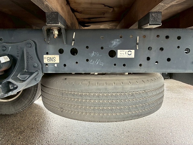 2079 ワイド 超ロング 5Mボディ 3トン積載 6速MT　☆桜の蕾がほころぶ頃にご成約いただきました☆　京都府（48枚目）