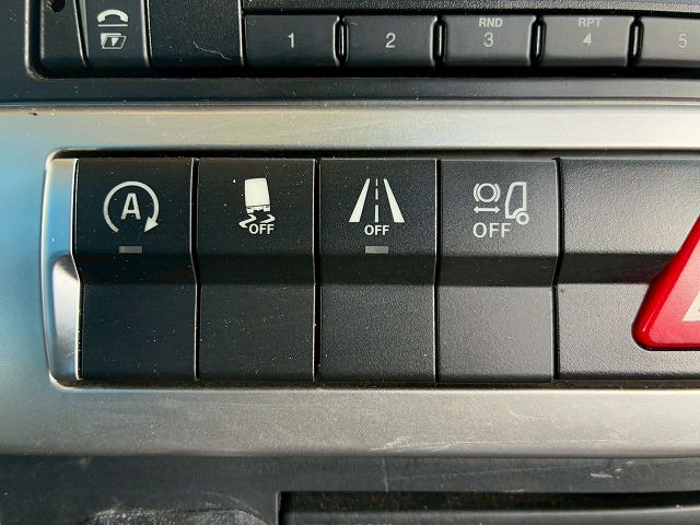 K-2140 2PG-FS74HZ H30 三菱ふそう スーパーグレート アルミウイング ワンオーナー 8×4 4軸低床2デフ 後輪エアサス パブコ エアロパーツ エアロ仕様 13.8トン積載 394馬力 シフトパイロット AT 10t 25t 大型 パネルウイング（49枚目）