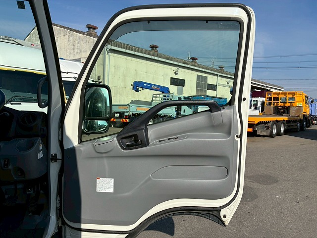 K-2126 トヨエース PG ワンオーナー 3トン積載 オートマ　☆暖かくなってきた頃にご成約いただきました☆　東京都（51枚目）