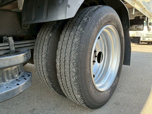 2088 2RG-XZU710M  保証対象車両 車検付 令和8年8月迄 R1 日野 デュトロ 平ボディ ワンオーナー ワイド ロング 2トン積載 6速 MT マニュアル 2t 5t 小型 キャブオーバー（51枚目）