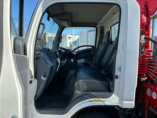 2133 2RG-NMR88R 保証対象車両 R3 いすゞ エルフ 4段クレーン ハイキャブ ショート 10尺ボディ 3トン積載 古河ユニック UNIC ラジコン フックイン 150馬力 6速 MT マニュアル 3t 7t 小型 ユニック車 カーゴクレーン(51枚目)