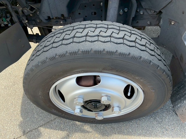 2168 TPG-FEB50 保証対象車両 三菱ふそう キャンター 冷蔵冷凍車 ワイド ロング 東プレ -30℃低温設定 R404A 2室 可動式仕切り板 左サイド扉 3トン積載 3t 7t 小型 冷凍バン 箱車(51枚目)