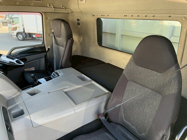 K-2138 2PG-FS74HZ  H31 三菱ふそう スーパーグレート アルミウイング ハイルーフ 8×4 4軸低床2デフ 後輪エアサス 日本フルハーフ シフトパイロット AT セミオートマ 10t 25t 大型 バン 箱車（49枚目）