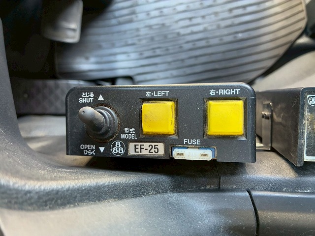 K-2141 3軸2デフ ハイルーフ 額縁アオリ 3面電動コボレーン 7速MT　☆菜の花が咲き誇る頃にご成約いただきました☆　福井県（52枚目）