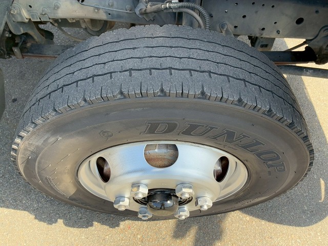 2169 TKG-MK38L H26 UDトラックス コンドル アルミブロック フルキャブ/ベッド付き 3.6トン積載 6200 標準幅 TOYOBODY 215馬力 6速 MT マニュアル 4t 8t 中型 平ボディ（54枚目）