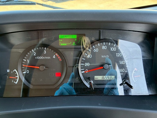 2133 2RG-NMR88R 保証対象車両 R3 いすゞ エルフ 4段クレーン ハイキャブ ショート 10尺ボディ 3トン積載 古河ユニック UNIC ラジコン フックイン 150馬力 6速 MT マニュアル 3t 7t 小型 ユニック車 カーゴクレーン(53枚目)