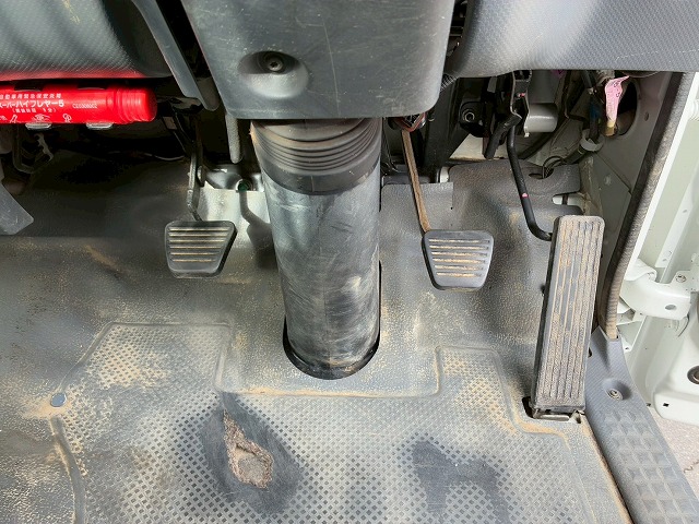 2101 ローダーダンプ 3.6トン積載 155馬力 スライドダンプ 重機運搬車　☆桜の蕾が小さい頃にご成約いただきました☆　静岡県（51枚目）