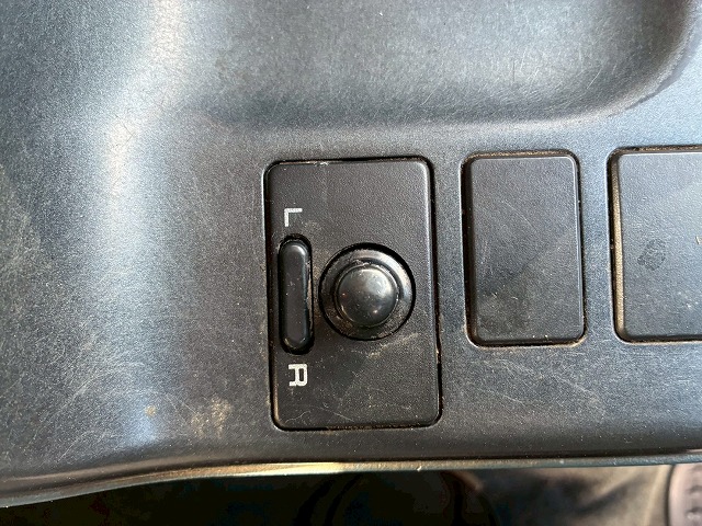 2102 KL-CG55K  車検付 令和8年8月迄 H16 日産ディーゼル UDトラックス ビッグサム セーフティローダー 8×4 4軸低床2デフ リーフサスペンション 花見台 ウインチ ラジコン 400馬力 RH8 V8型 生エンジン 7速 MT マニュアル 10t 25t 大型 セルフ 重機運搬車 回送車（53枚目）