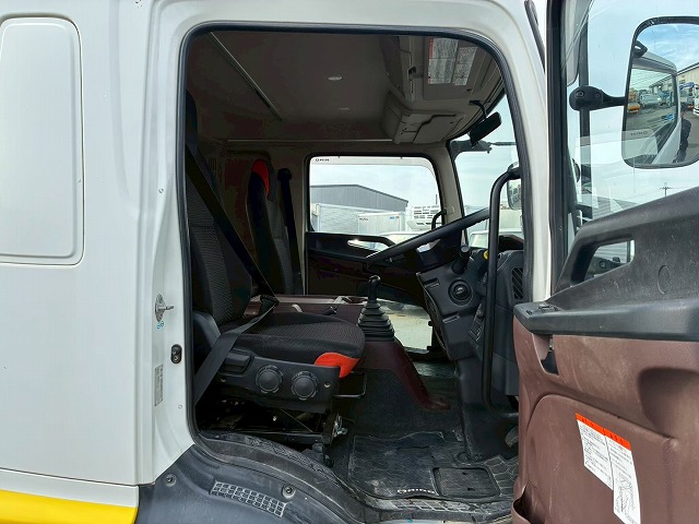 K-2117 2KG-FE2ABA  保証対象車両 H30 日野 増トンレンジャー 4段クレーン ワンオーナー フルキャブ/ベッド付き 古河ユニック UNIC 2.93t ラジコン フックイン 角足アウトリガー ジャッキ 240馬力 6速 MT マニュアル 7t 8t 14t 中型 大型 カーゴクレーン（55枚目）