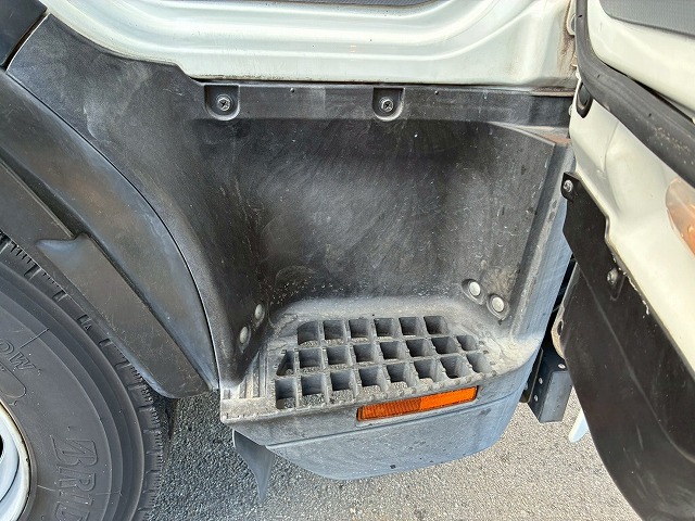 2072 2RG-FRR90S2  ★車検付！令和8年7月迄★ワンオーナー！★ ◆2.95トン積載！◆6200ボディ×標準幅！◆  ◎内高：240cm！◎フルキャブ/ベッド付！◎　成約★　岩手県（55枚目）