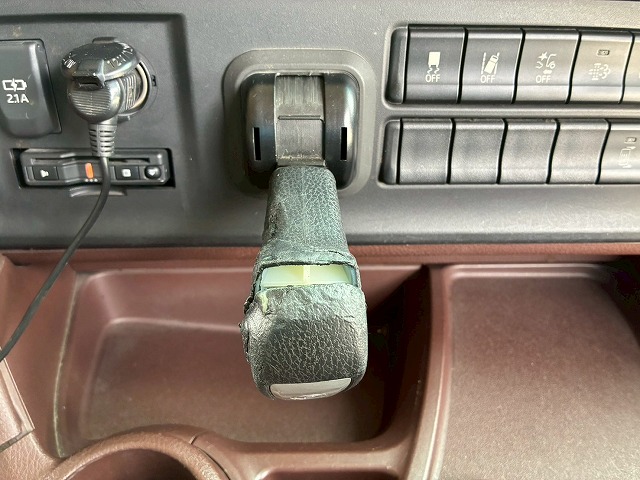 K-2160 2DG-FS1AGA  車検付 令和9年3月迄 R2 日野 プロフィア ダンプ ワンオーナー 6×4 3軸2デフ 永久磁石式リターダ 新明和工業 380馬力 7速 MT マニュアル 10t 20t 大型 土砂ダンプ（56枚目）