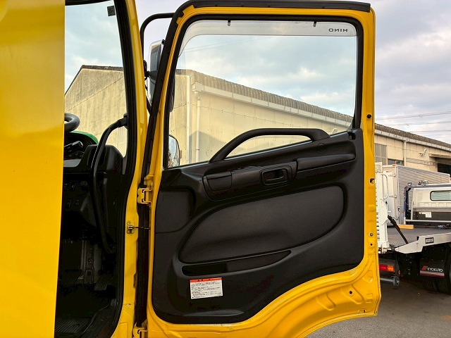 2174 QPG-FW1EXEG  H29 日野 プロフィア アルミウイング ハイルーフ 8×4 4軸低床2デフ 後輪エアサス 永久磁石式リターダ 背高 380馬力 E13C プロシフト AT セミオートマ 10t 25t 大型 バン 箱車（54枚目）