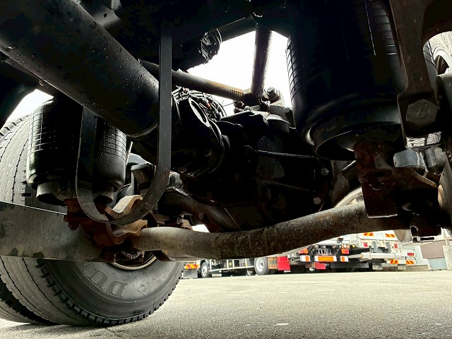 2067 QPG-GK5XAB H29 UDトラックス クオン トラクターヘッド シングルヘッド ハイルーフ 第5輪荷重 11500kg 11.5トン エスコット AT 410馬力 B尺 10t 45t 大型 牽引 1デフヘッド（53枚目）