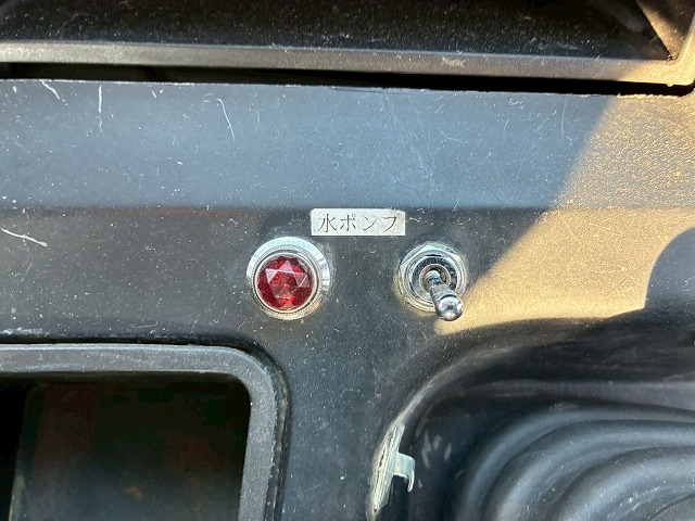 2119 8.7立米 電動ホッパー 330馬力 7速MT コンクリ作業車　☆雨天のなかご成約いただきました☆　東京都（56枚目）