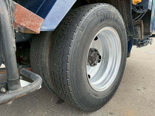 K-2136 BKG-NKR85AN 保証対象車両 H23 いすゞ エルフ 圧縮式塵芥車 標準幅 ショート 新明和工業 プレス式 押し出し排出 連続作動車 スイッチ 汚水タンク 2t 6.5t 小型 特装車 清掃車(58枚目)