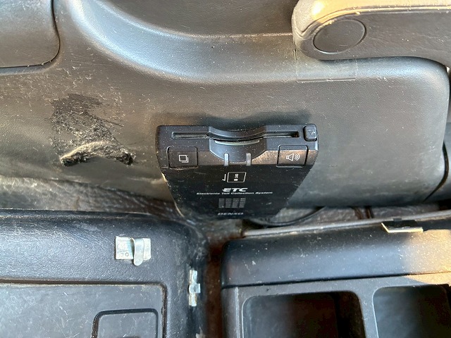 2119 8.7立米 電動ホッパー 330馬力 7速MT コンクリ作業車　☆雨天のなかご成約いただきました☆　東京都（57枚目）