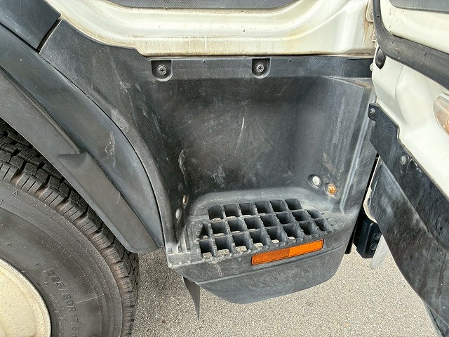 2149 TKG-FRR90S2 H26 いすゞ フォワード 冷蔵冷凍車 格納式パワーゲート フルキャブ/ベッド付き 東プレ -30℃低温設定 格納式パワーゲート PG 左サイド扉 6速 MT マニュアル 4t 8t 中型 冷凍バン 箱車(58枚目)