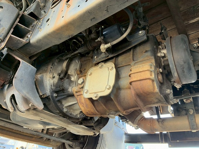 2169 TKG-MK38L H26 UDトラックス コンドル アルミブロック フルキャブ/ベッド付き 3.6トン積載 6200 標準幅 TOYOBODY 215馬力 6速 MT マニュアル 4t 8t 中型 平ボディ（60枚目）