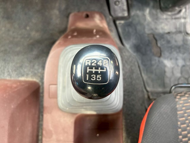 K-2117 2KG-FE2ABA  保証対象車両 H30 日野 増トンレンジャー 4段クレーン ワンオーナー フルキャブ/ベッド付き 古河ユニック UNIC 2.93t ラジコン フックイン 角足アウトリガー ジャッキ 240馬力 6速 MT マニュアル 7t 8t 14t 中型 大型 カーゴクレーン（59枚目）