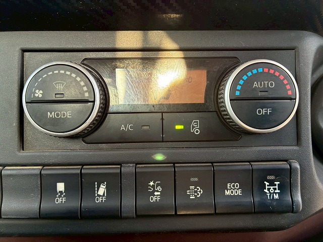 K2107 2KG-FD2ABA 保証対象車両 車検付 令和8年11月迄 H29 日野 レンジャー 4段クレーン ワンオーナー フルキャブ/ベッド付き 古河ユニック UNIC ラジコン フックイン 角足アウトリガー 6速 MT マニュアル 4t 8t 中型 カーゴクレーン（61枚目）