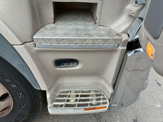 2099 2PG-CW5AL  ★車検付！令和9年2月迄★ワンオーナー！★ ◆6×4！3軸2デフ◆永久磁石式リターダ！◆  ◎カスタム仕様！◎新明和製・額縁アオリ！◎　成約！島根県（58枚目）