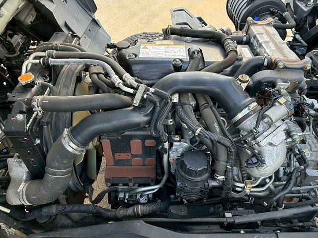 2072 2RG-FRR90S2  ★車検付！令和8年7月迄★ワンオーナー！★ ◆2.95トン積載！◆6200ボディ×標準幅！◆  ◎内高：240cm！◎フルキャブ/ベッド付！◎　成約★　岩手県（61枚目）