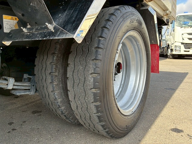 K-2103 2RG-XZU600T 保証対象車両 車検付 令和8年8月迄 R5 日野 デュトロ ダンプ ワンオーナー 4ナンバー 極東開発工業 全低床 フルフラットロー 150馬力 6速 MT マニュアル 5トン限定・準中型免許 2t 5t 小型 土砂ダンプ(62枚目)