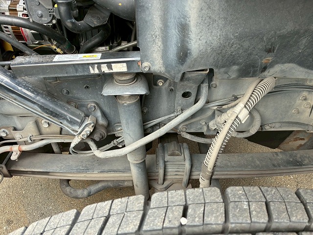 2071 QKG-CD5ZA  H26 UDトラックス クオン アルミウイング 6×2 3軸1デフ 後輪エアサス 日本フルハーフ ラッシング スタンション 380馬力 エスコット AT 10t 25t 大型 バン 箱車（62枚目）