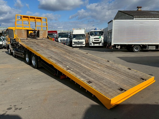 2102 KL-CG55K  車検付 令和8年8月迄 H16 日産ディーゼル UDトラックス ビッグサム セーフティローダー 8×4 4軸低床2デフ リーフサスペンション 花見台 ウインチ ラジコン 400馬力 RH8 V8型 生エンジン 7速 MT マニュアル 10t 25t 大型 セルフ 重機運搬車 回送車（7枚目）