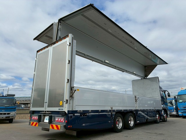 K-2140 2PG-FS74HZ H30 三菱ふそう スーパーグレート アルミウイング ワンオーナー 8×4 4軸低床2デフ 後輪エアサス パブコ エアロパーツ エアロ仕様 13.8トン積載 394馬力 シフトパイロット AT 10t 25t 大型 パネルウイング（8枚目）