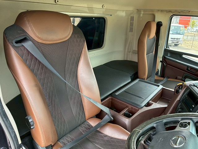 K-2160 2DG-FS1AGA  車検付 令和9年3月迄 R2 日野 プロフィア ダンプ ワンオーナー 6×4 3軸2デフ 永久磁石式リターダ 新明和工業 380馬力 7速 MT マニュアル 10t 20t 大型 土砂ダンプ（63枚目）