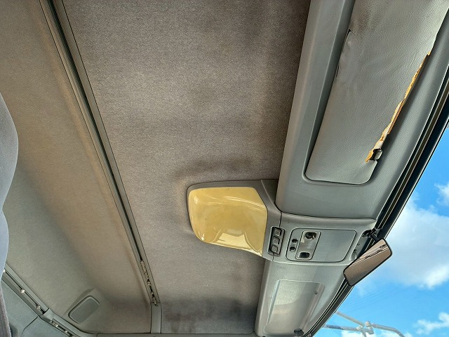 2102 KL-CG55K  車検付 令和8年8月迄 H16 日産ディーゼル UDトラックス ビッグサム セーフティローダー 8×4 4軸低床2デフ リーフサスペンション 花見台 ウインチ ラジコン 400馬力 RH8 V8型 生エンジン 7速 MT マニュアル 10t 25t 大型 セルフ 重機運搬車 回送車（61枚目）